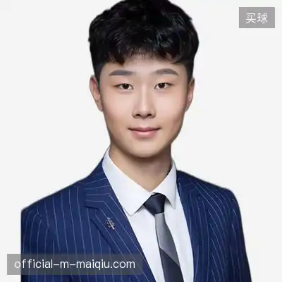 龙杰彤